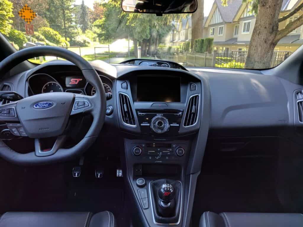 2017 Ford Focus ST Review 7
