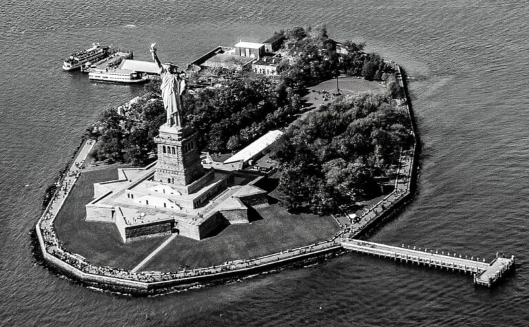 statue of liberty