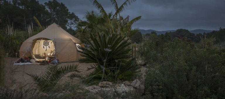 boutique camping luna bell tent review 1