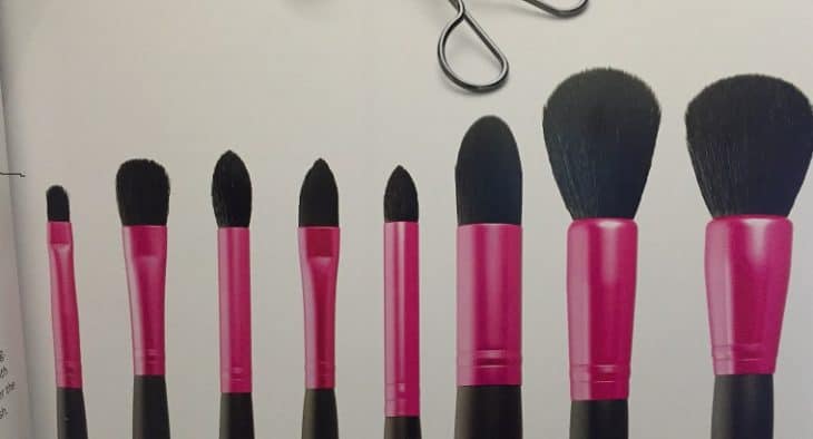 brushes makeup e1524602919258