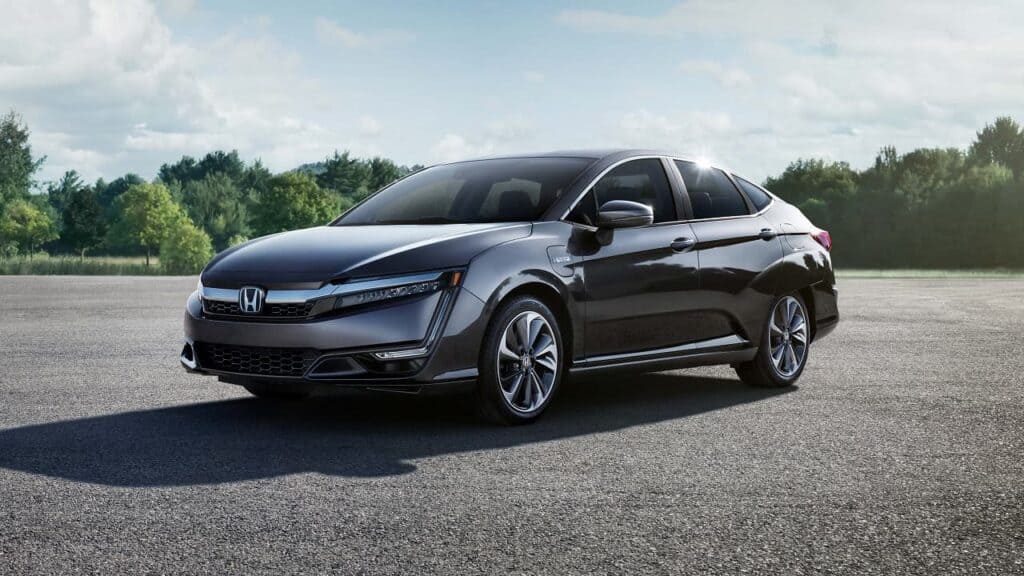 No Range Anxiety: 2018 Honda Clarity Plug-In Hybrid Review 5 2018 Honda Clarity PHEV Review 1