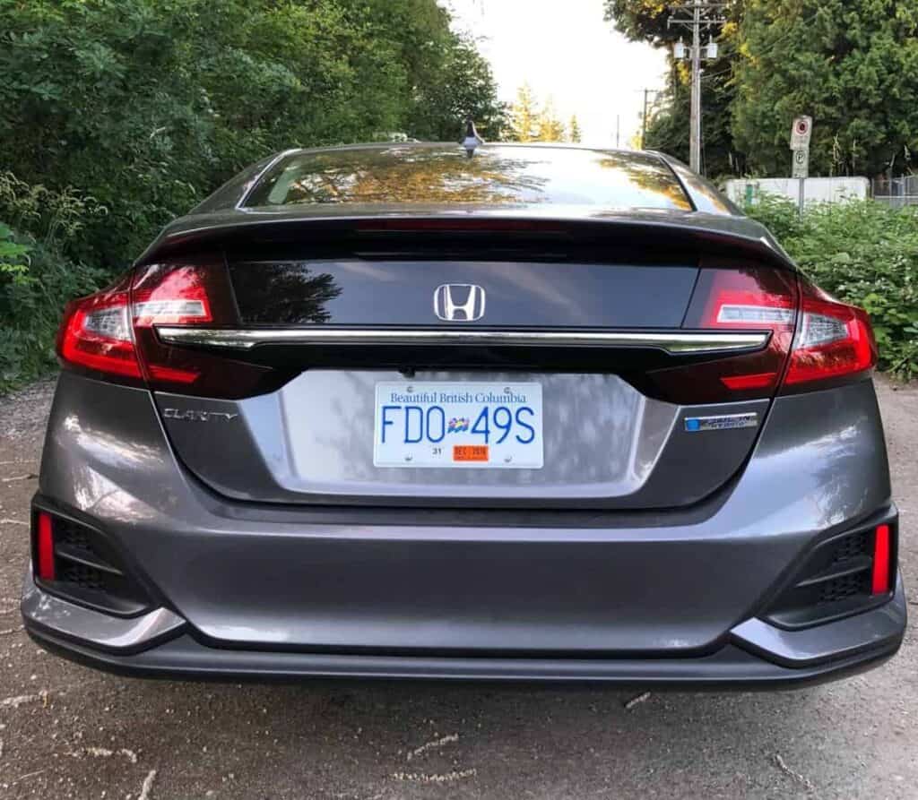 No Range Anxiety: 2018 Honda Clarity Plug-In Hybrid Review 9 2018 Honda Clarity PHEV Review 5