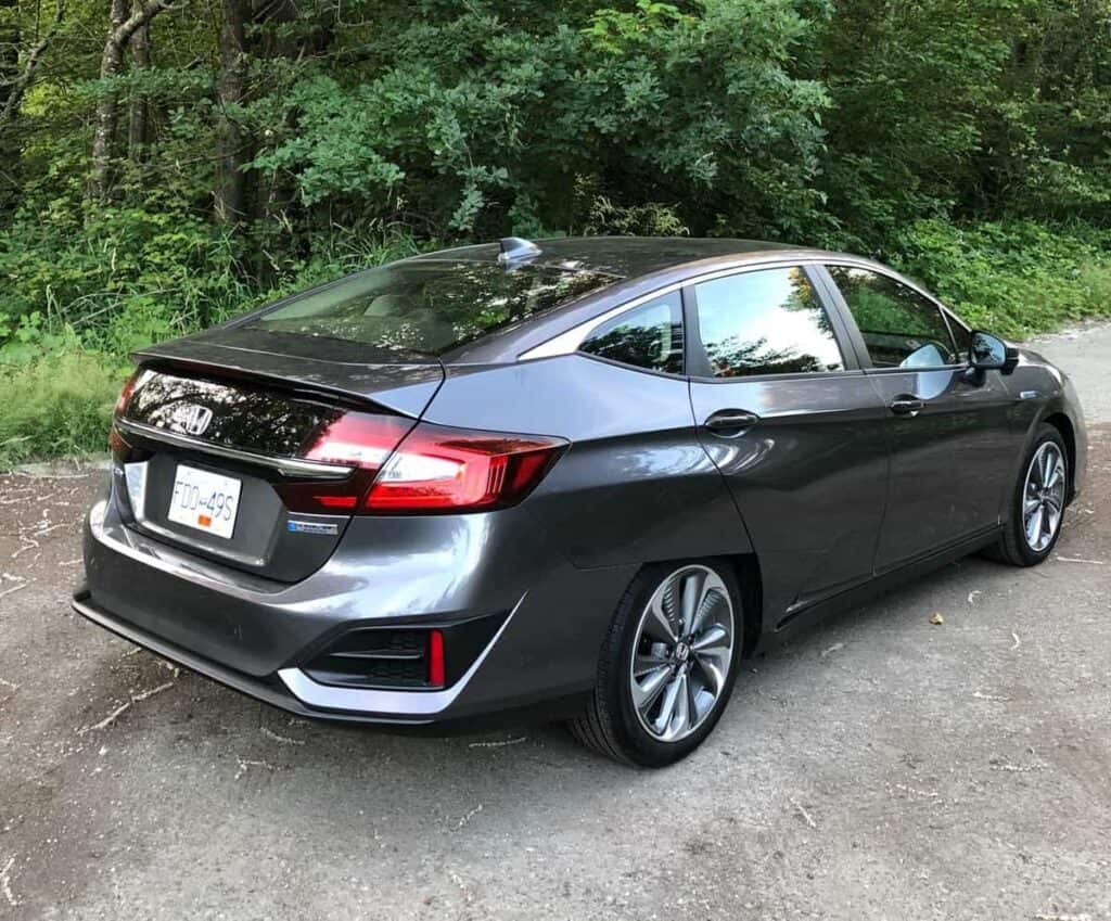 No Range Anxiety: 2018 Honda Clarity Plug-In Hybrid Review 10 2018 Honda Clarity PHEV Review 6