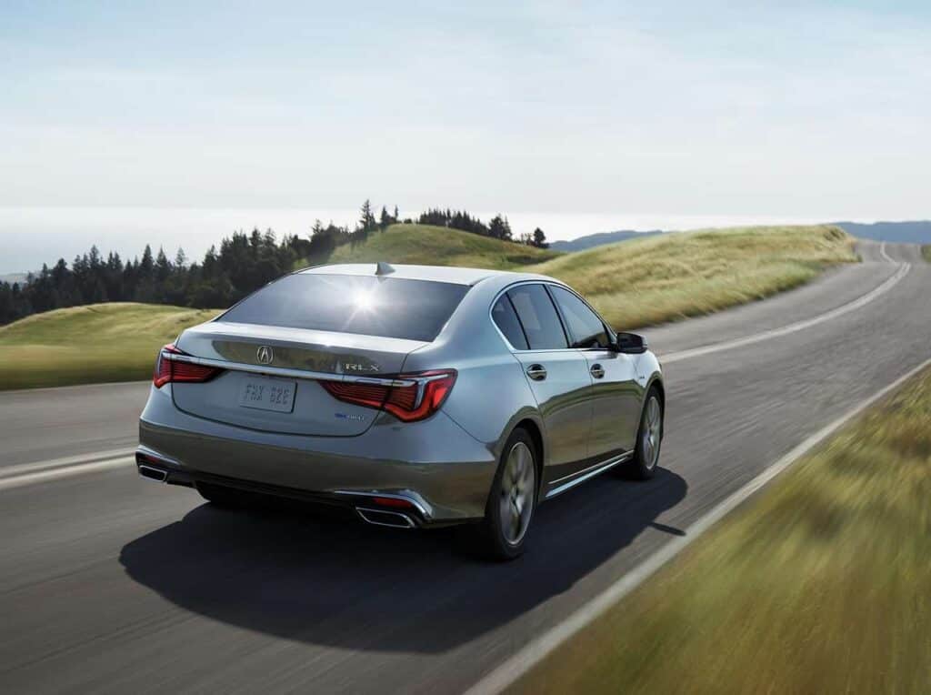 2018 Acura RLX Hybrid Review 3