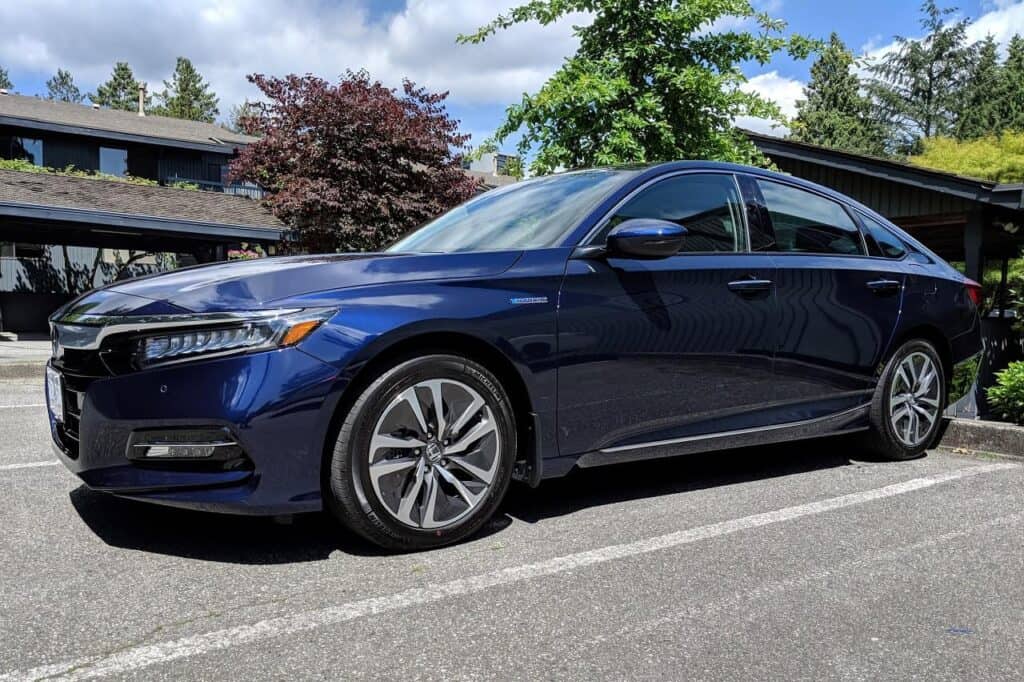 2018 Honda Accord Hybrid Review 1