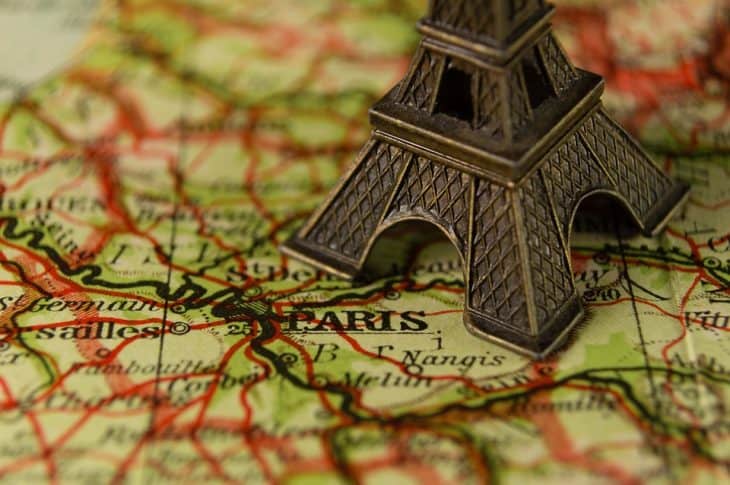 How to Explore Paris Like a Local