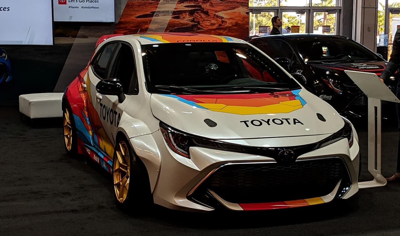 2019 Toyota Corolla Hatchback 1
