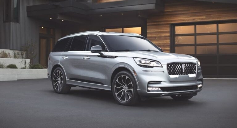 2020 Lincoln Aviator 1
