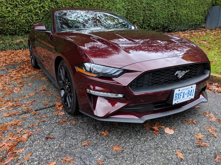 Ford Mustang EcoBoost Premium 2