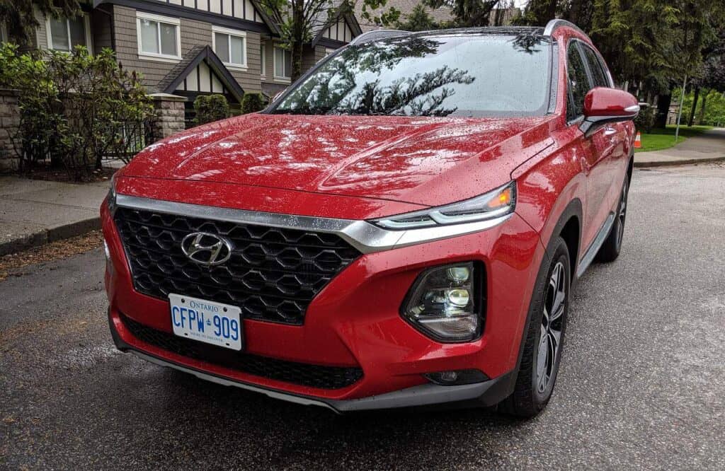 2019 Hyundai Santa Fe Ultimate Review - A Good Looking Crossover