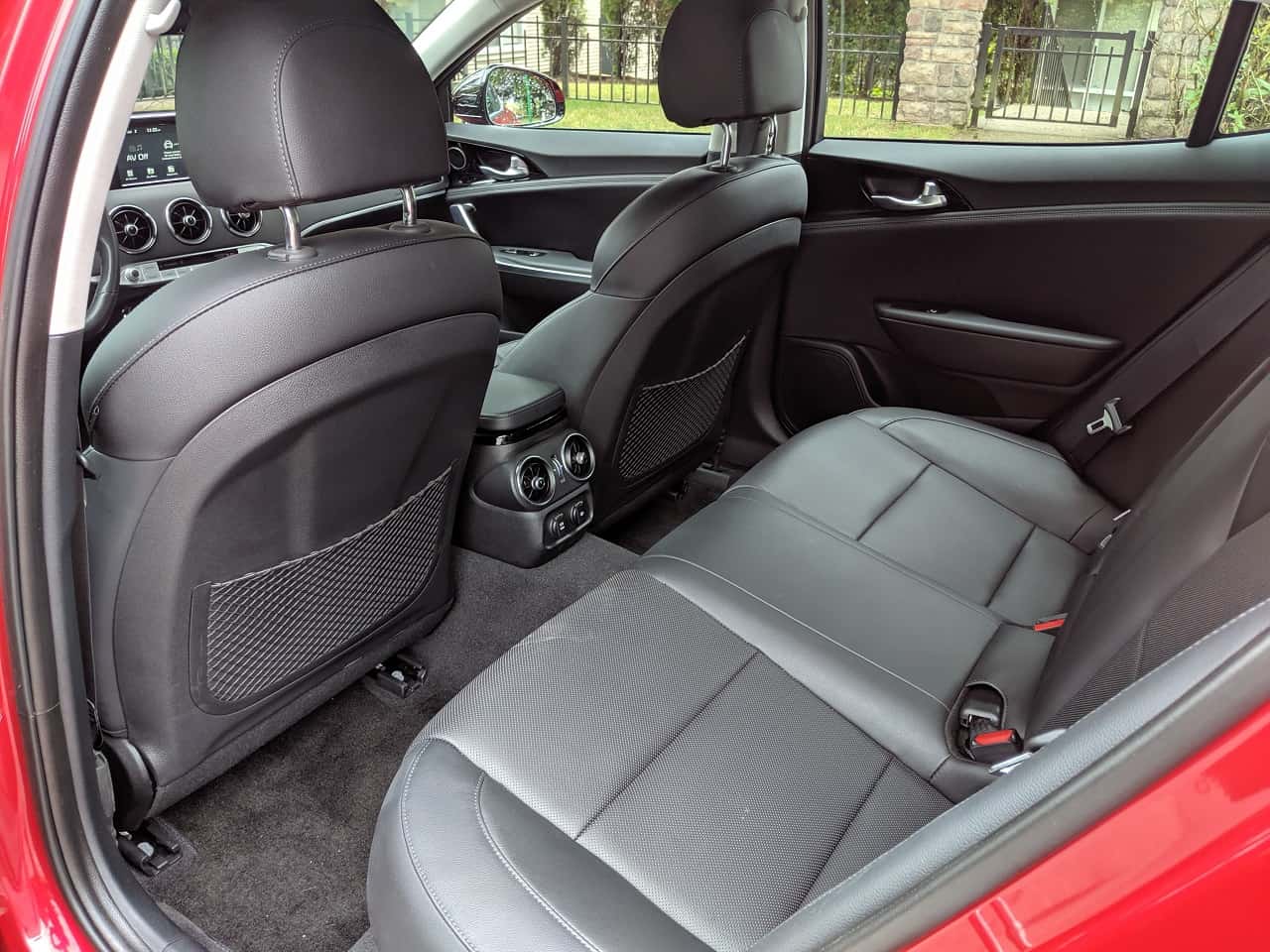 2019 Kia Stinger Review: The Everyman's Executive Sedan/Hatchback 12 2019 Kia Stinger Review 11