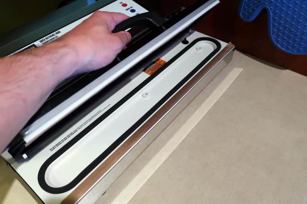 Hands On Weston PRO2300 Vacuum Sealer Review