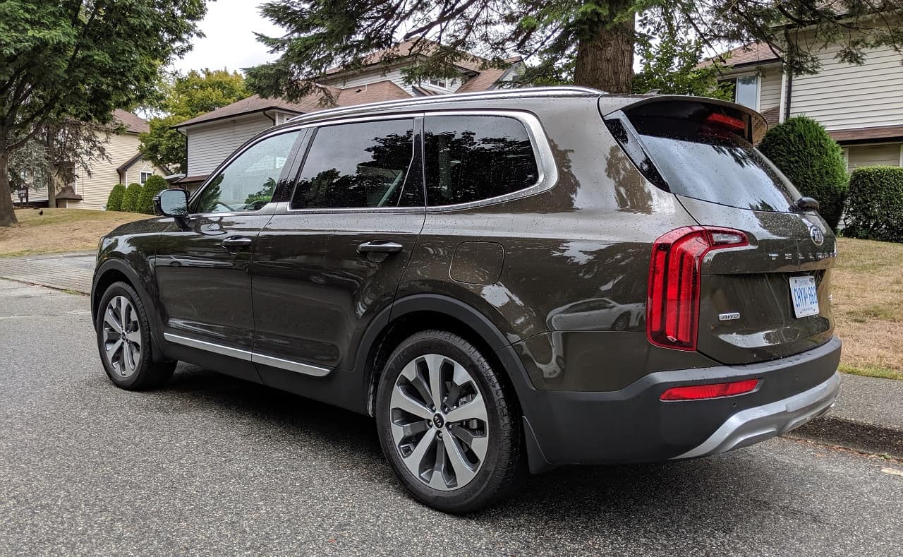 Affordable Luxury: 2020 Kia Telluride SX Review 4 2020 Kia Telluride SX Review 3