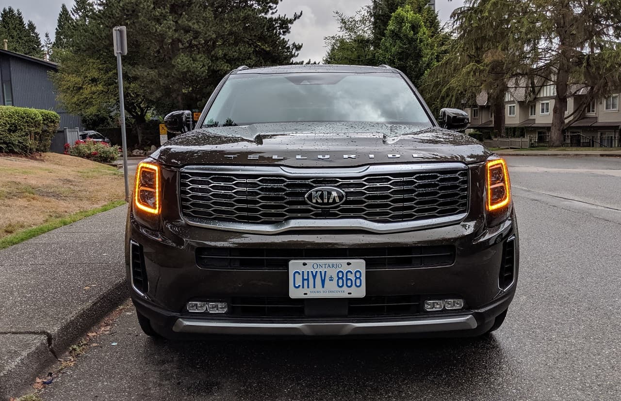 Affordable Luxury: 2020 Kia Telluride SX Review 2 2020 Kia Telluride SX Review 5