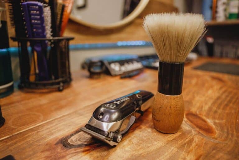 shaving brush razor etc