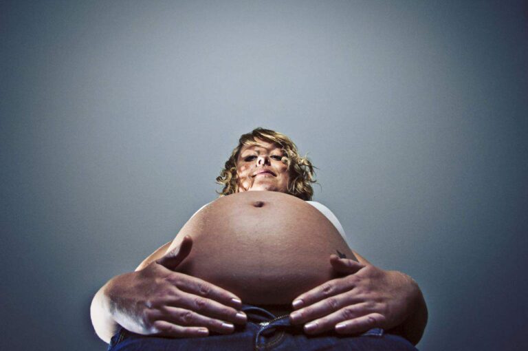 mother pregnant