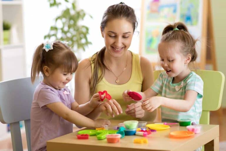 7 Tips for Keeping Toddlers Busy During Quarantine