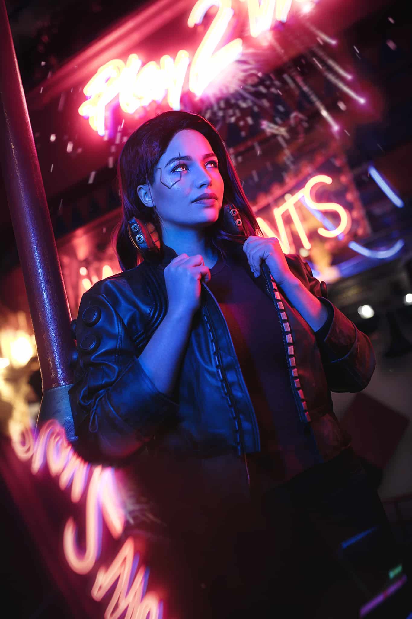 Cyberpunk Babes - Incredible Cyberpunk 2077 Cosplay 5 female v london cyberpunk2077