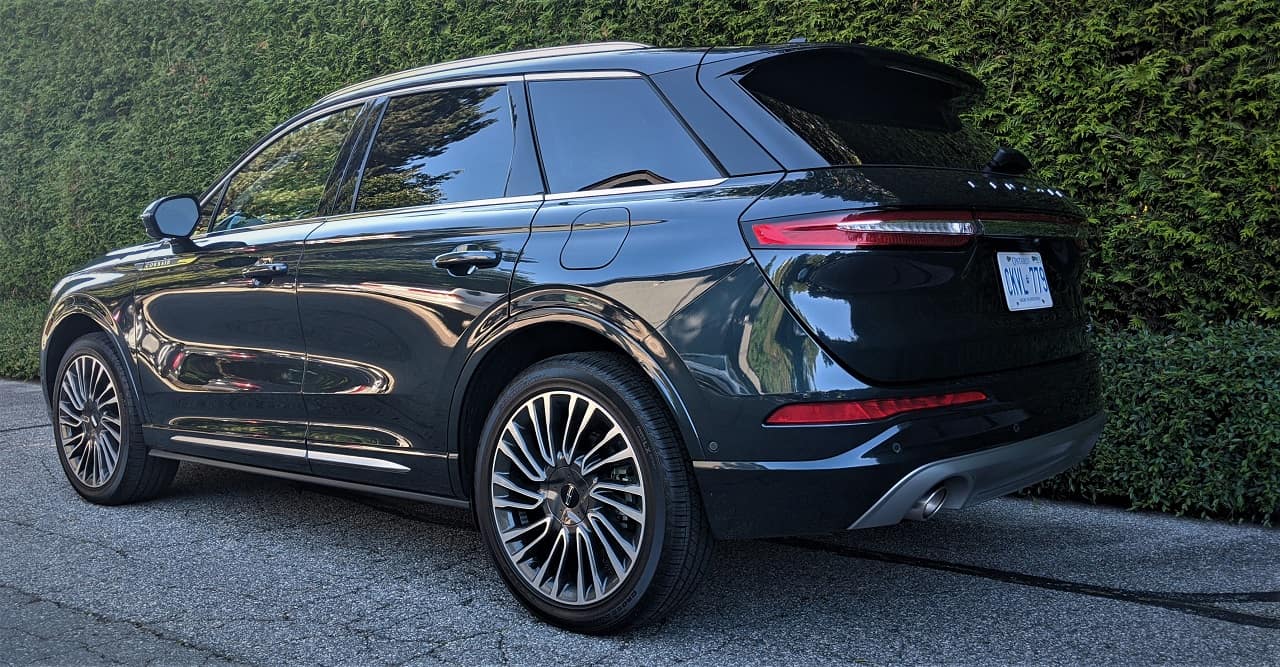 2020 Lincoln Corsair Review: The Baby Aviator 3 2020 Lincoln Corsair Review 3