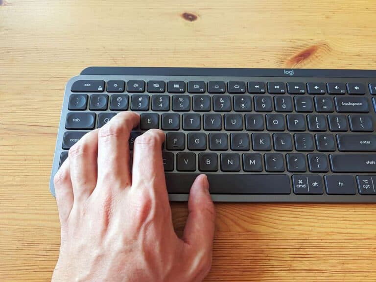 logitech mx keys review