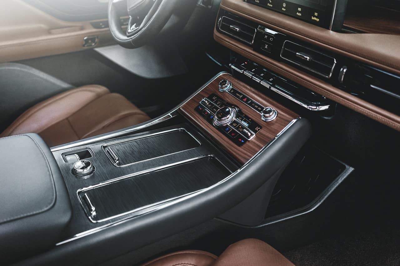 2020 Lincoln Aviator Review: Luxury At Its Finest 7 2020 Lincoln Aviator Interior