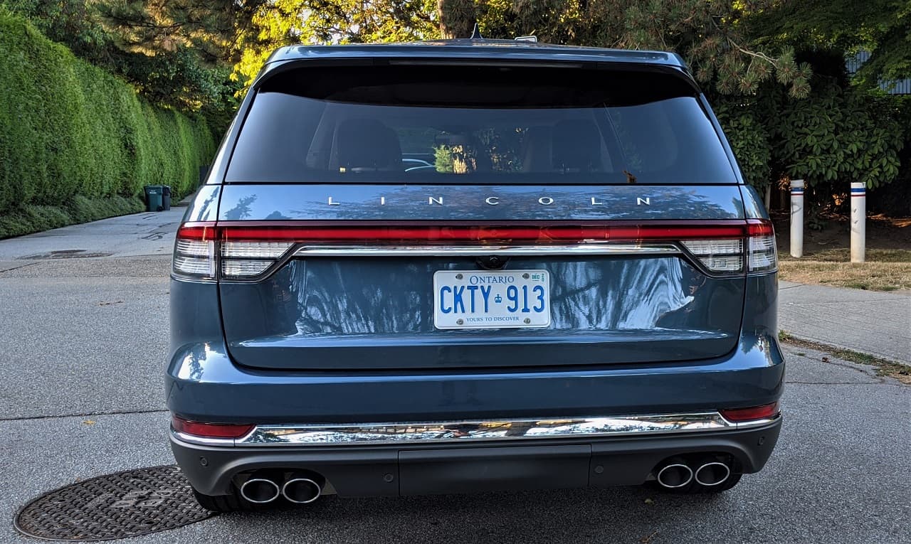 2020 Lincoln Aviator Review: Luxury At Its Finest 8 Lincoln Aviator Back