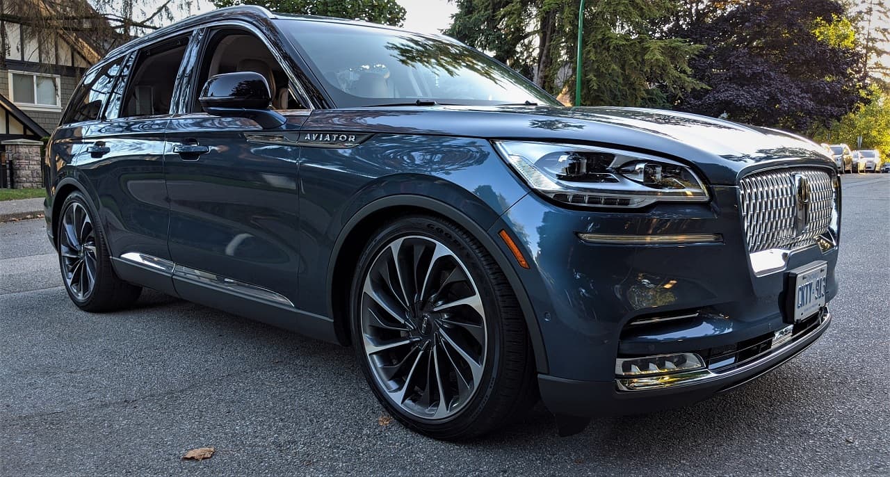 2020 Lincoln Aviator Review: Luxury At Its Finest 3 Lincoln Aviator Front Three Quarters