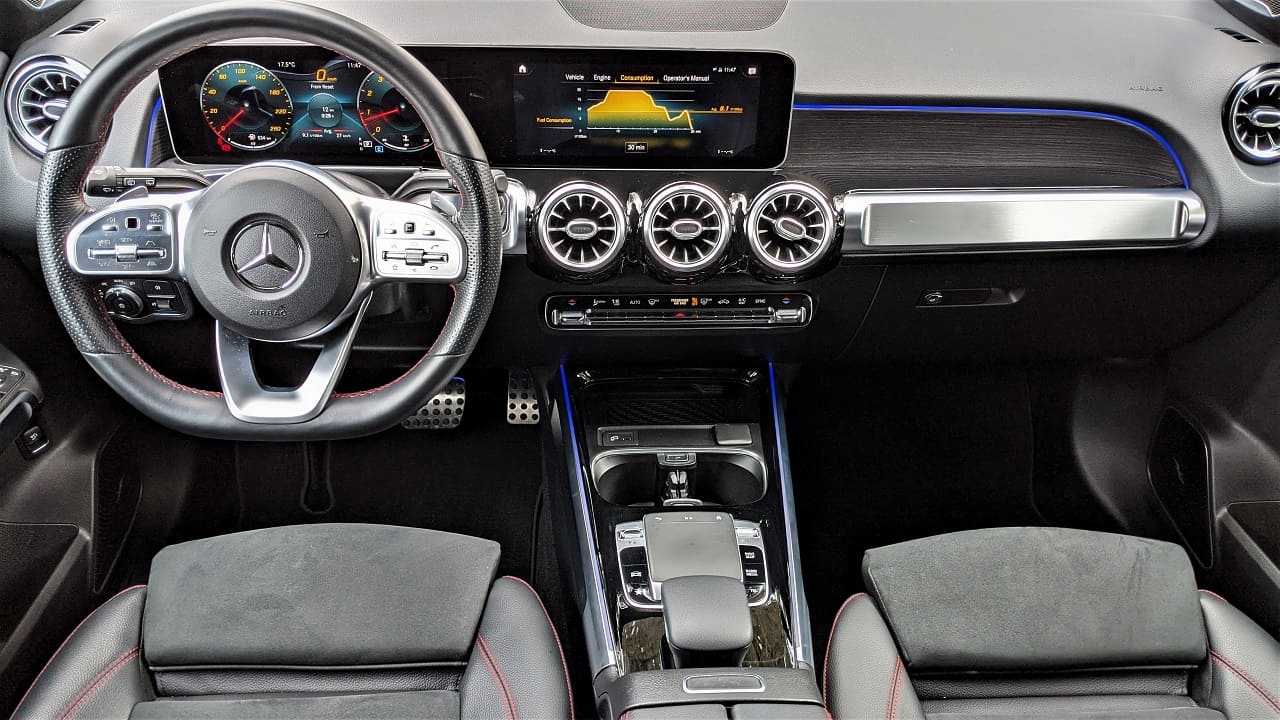 Mercedes-Benz GLB 250 4MATIC Review 4 Mercedes Benz GLB 250 Front seats