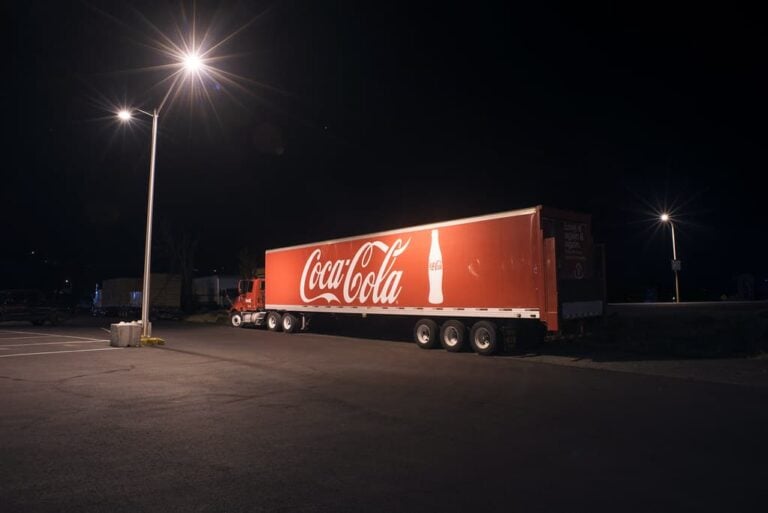 semi trailer truck