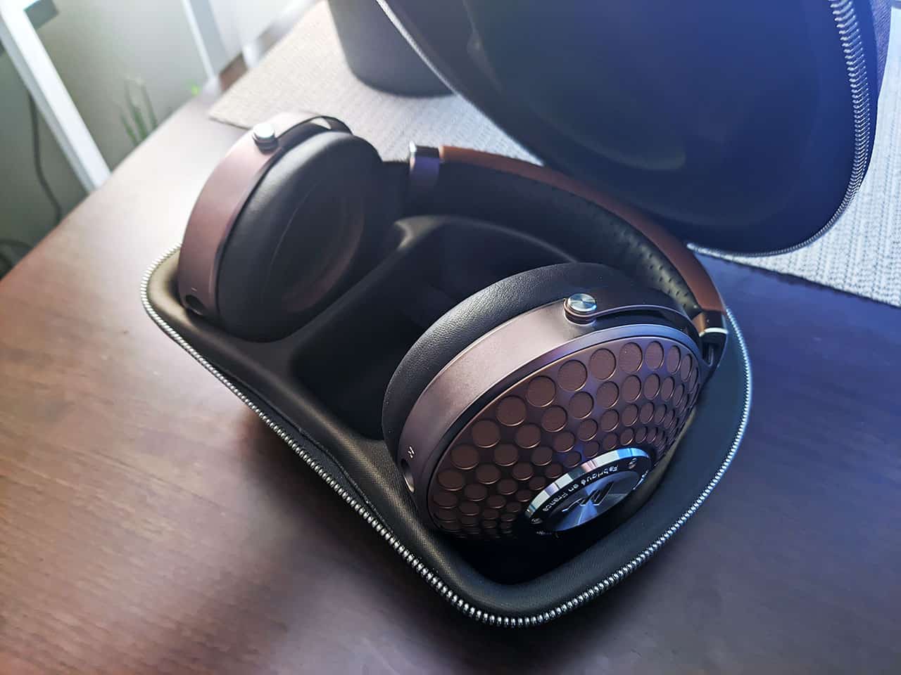 Focal Stellia Headphones Review - A Closed Back Masterpiece? 5 focal stellia headphones review