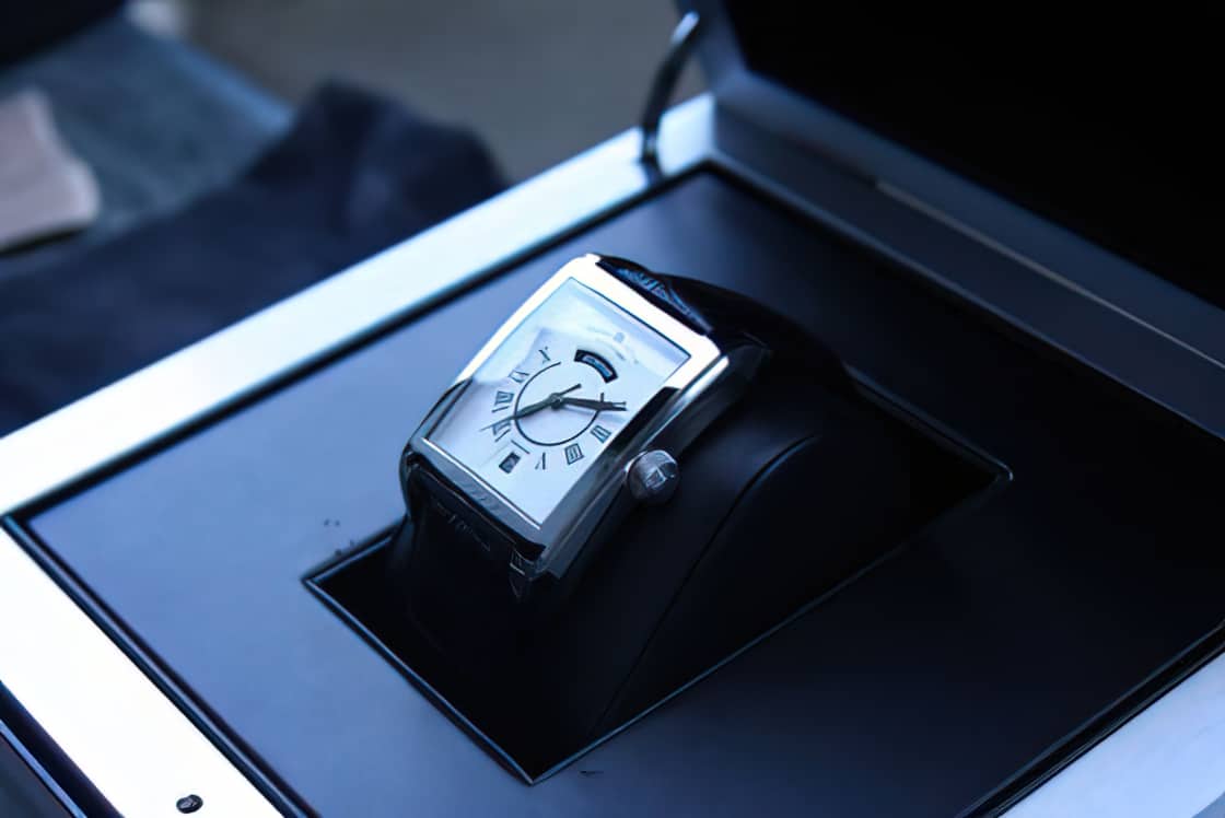 How to Buy High End Watches for Cheap 3 Maurice 2 upscaled