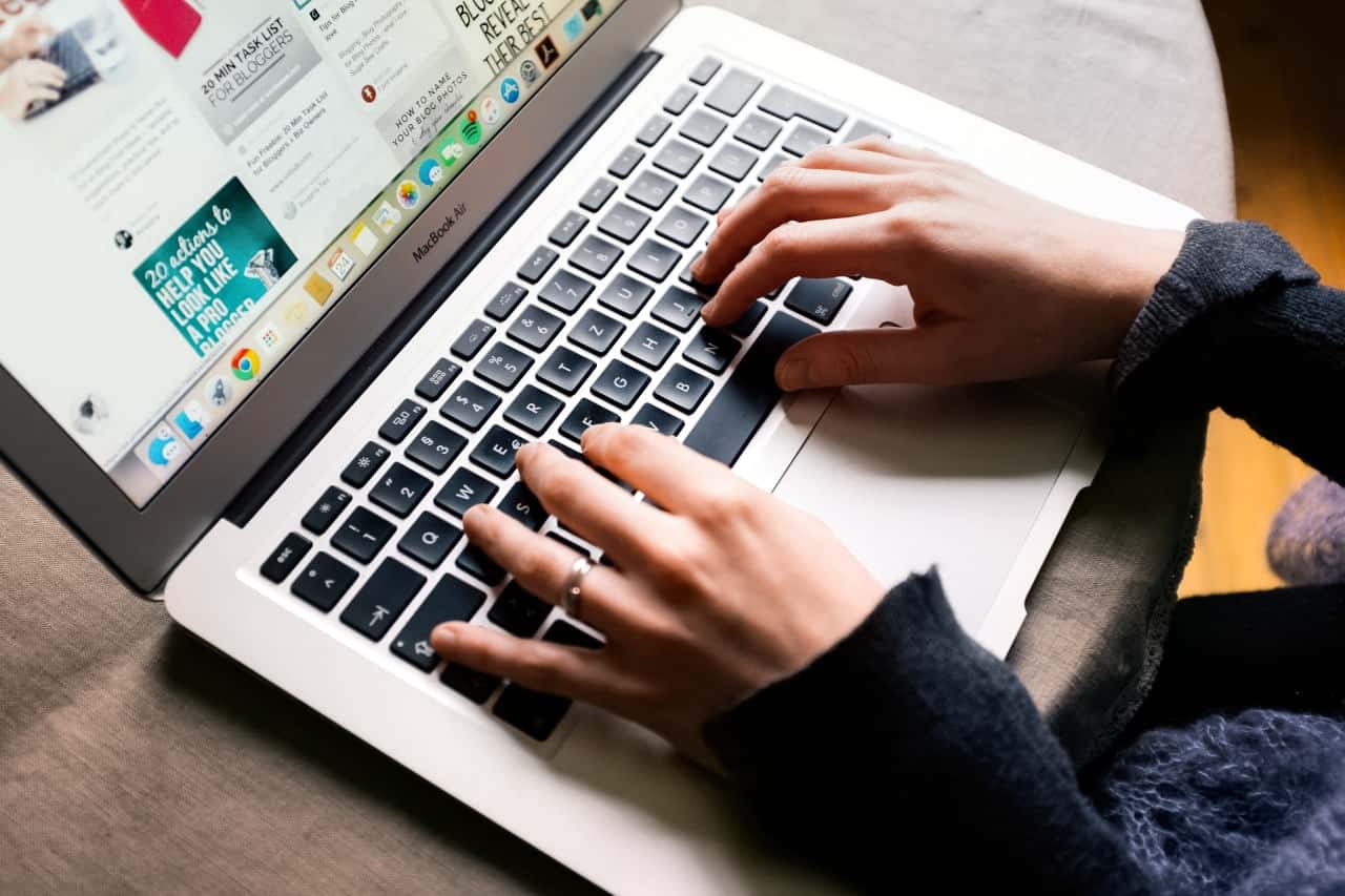 How to Hide Your Extreme Private Videos from Mom 2 person viewing their extreme private videos