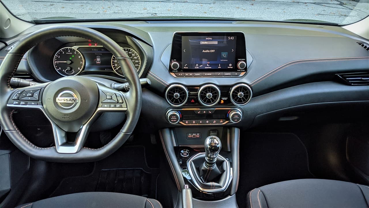2021 Nissan Sentra SR 6MT Review 4 2021 Nissan Sentra SR interior