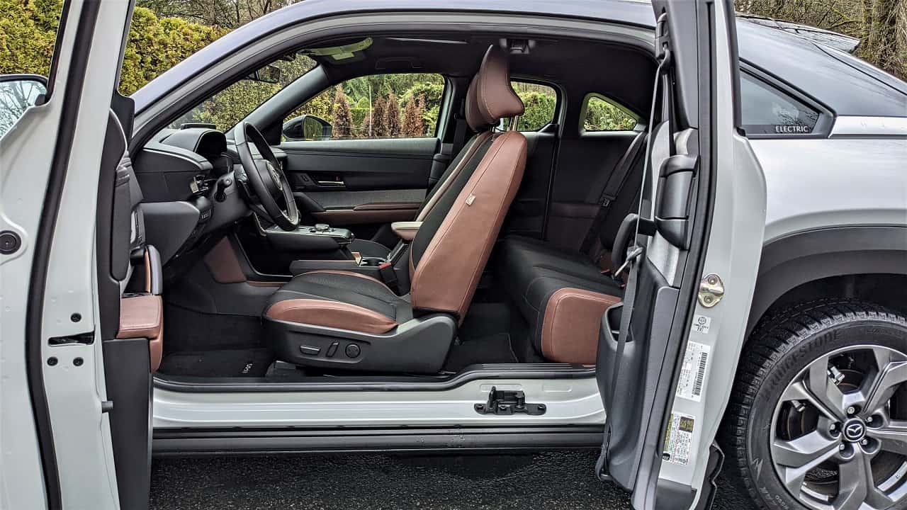2022 Mazda MX 30 suicide doors