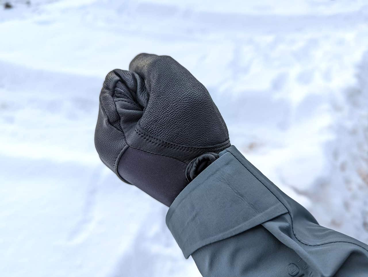 Sealskinz waterproof gloves in a fist