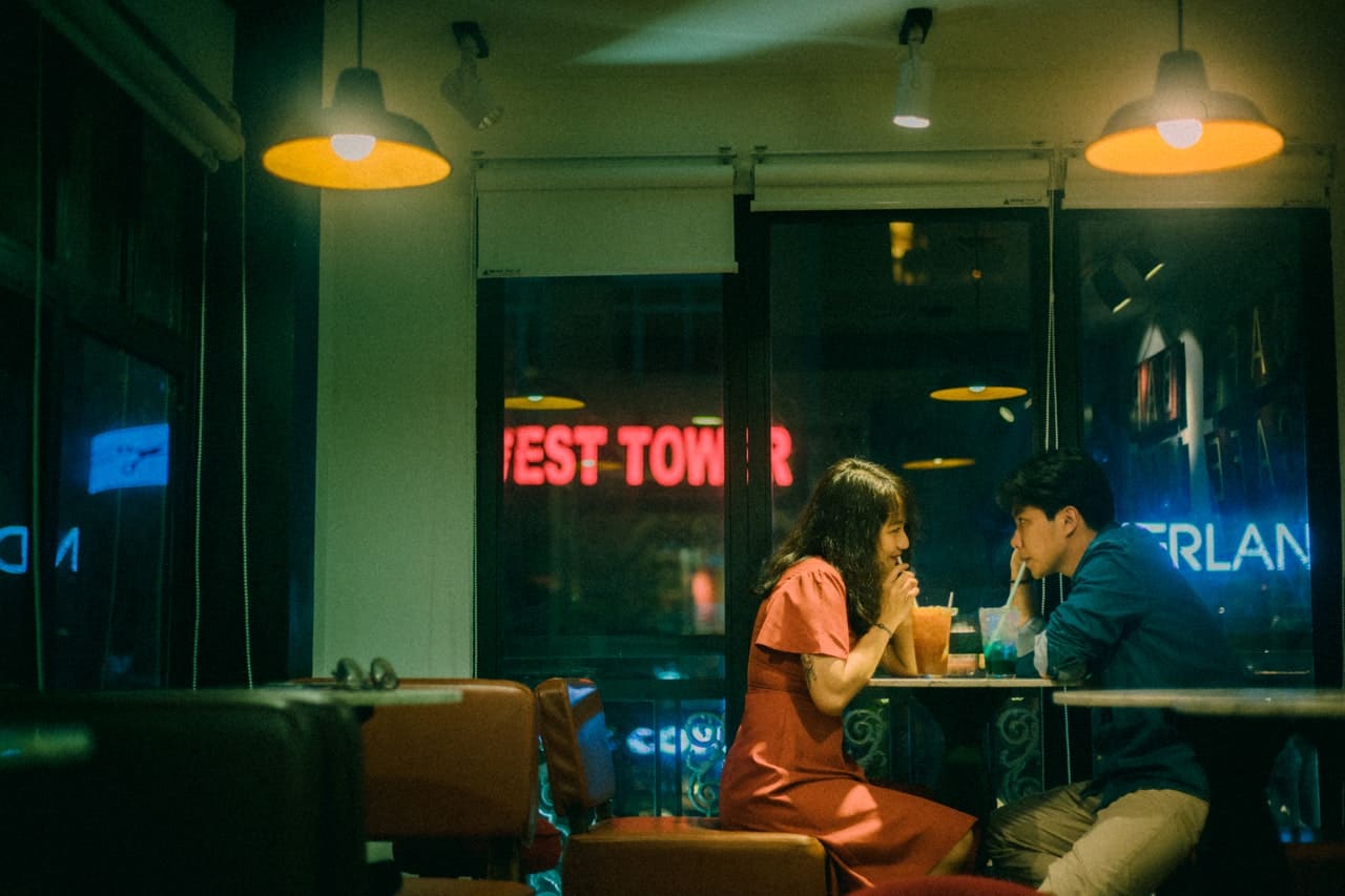 couple on late night date