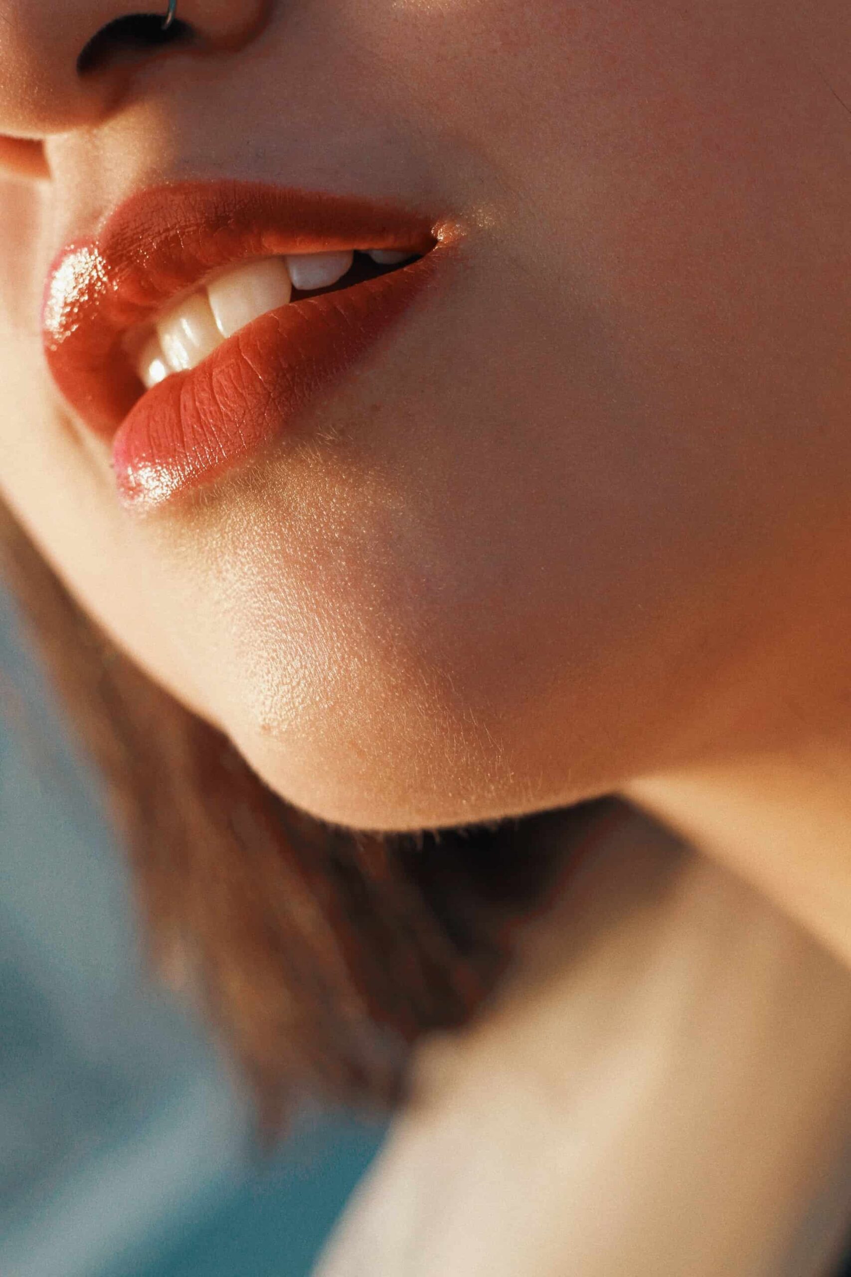 Signs She Wants to Kiss You 5 womans lips scaled
