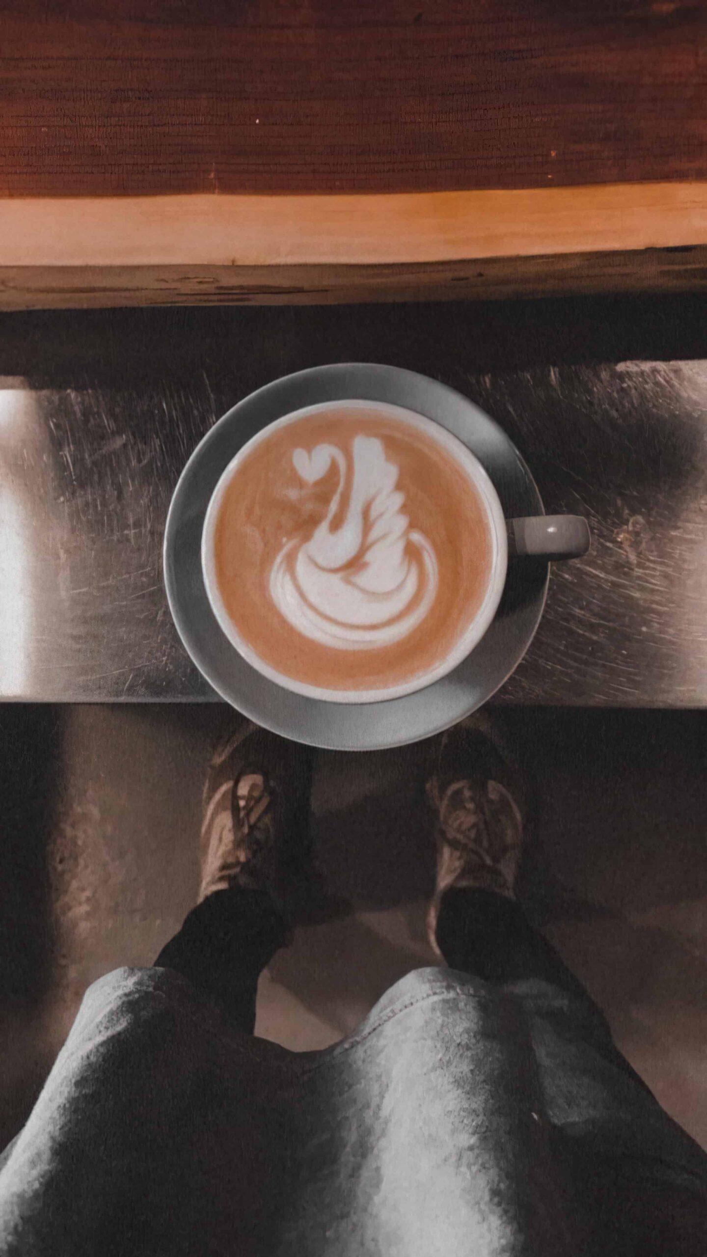 latte art of swan scaled