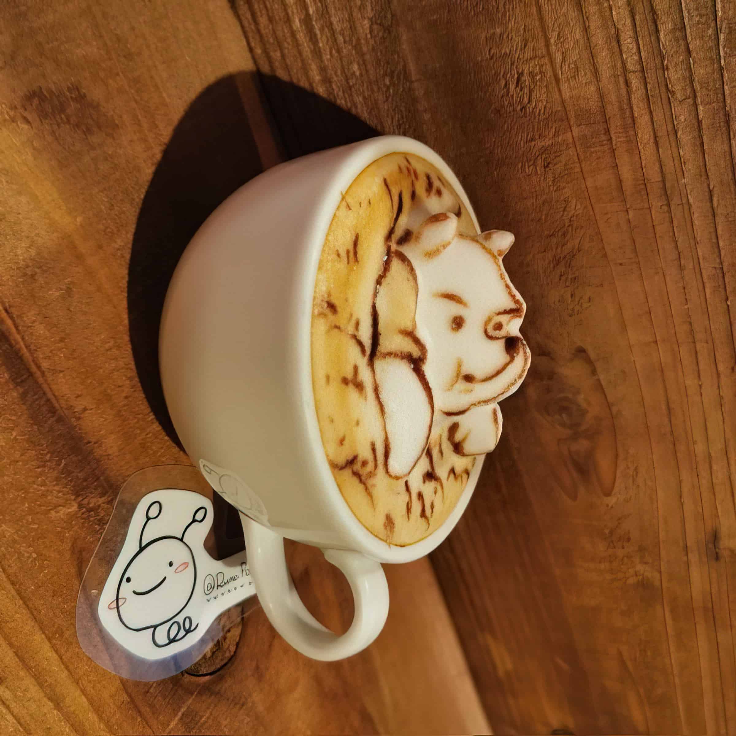 latte art of winnie the pooh
