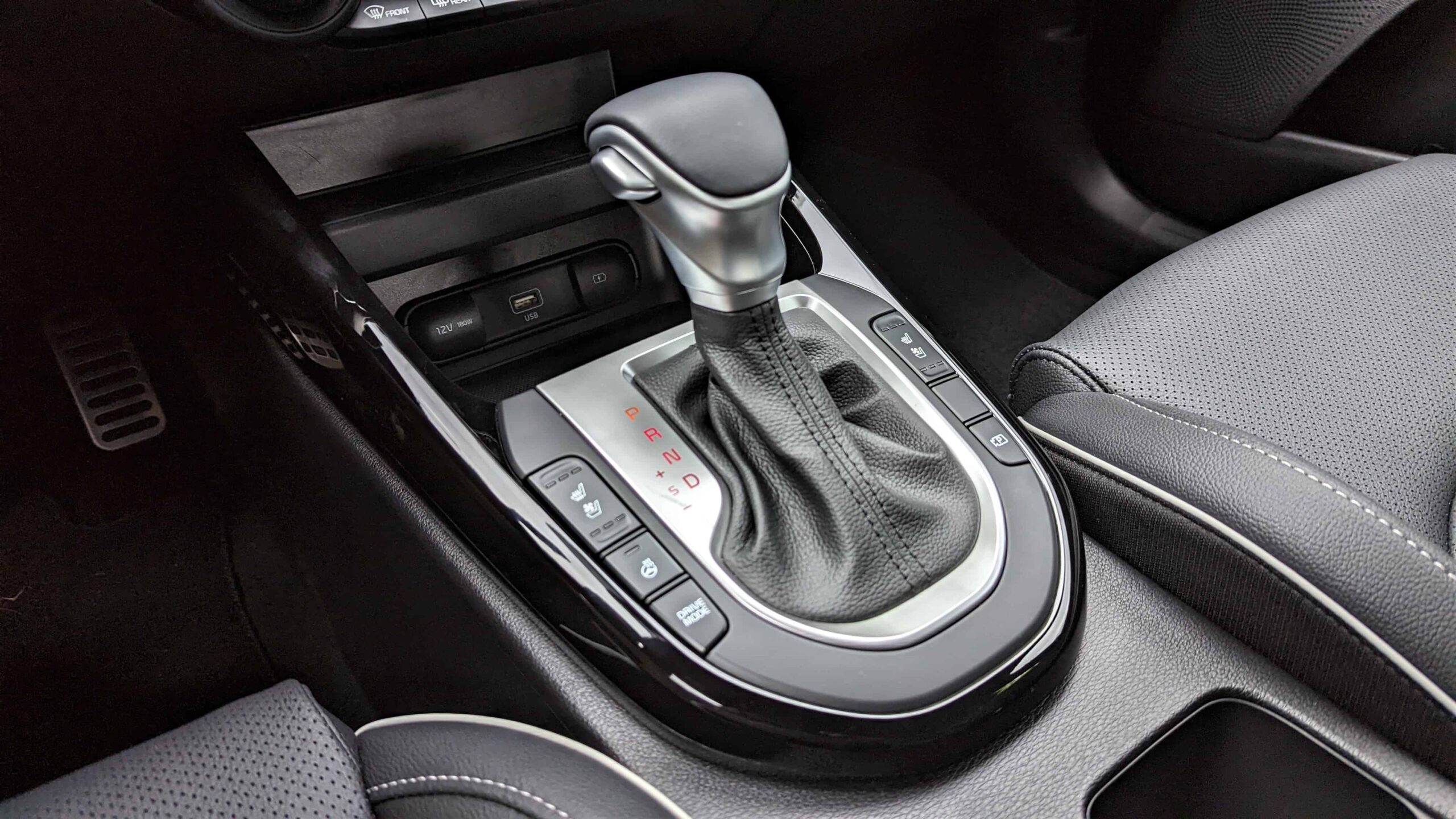 Small, Fun, and Fuel Efficient: 2022 Kia Forte GT-Line Review 12 2022 Kia Forte GT Line gear lever scaled
