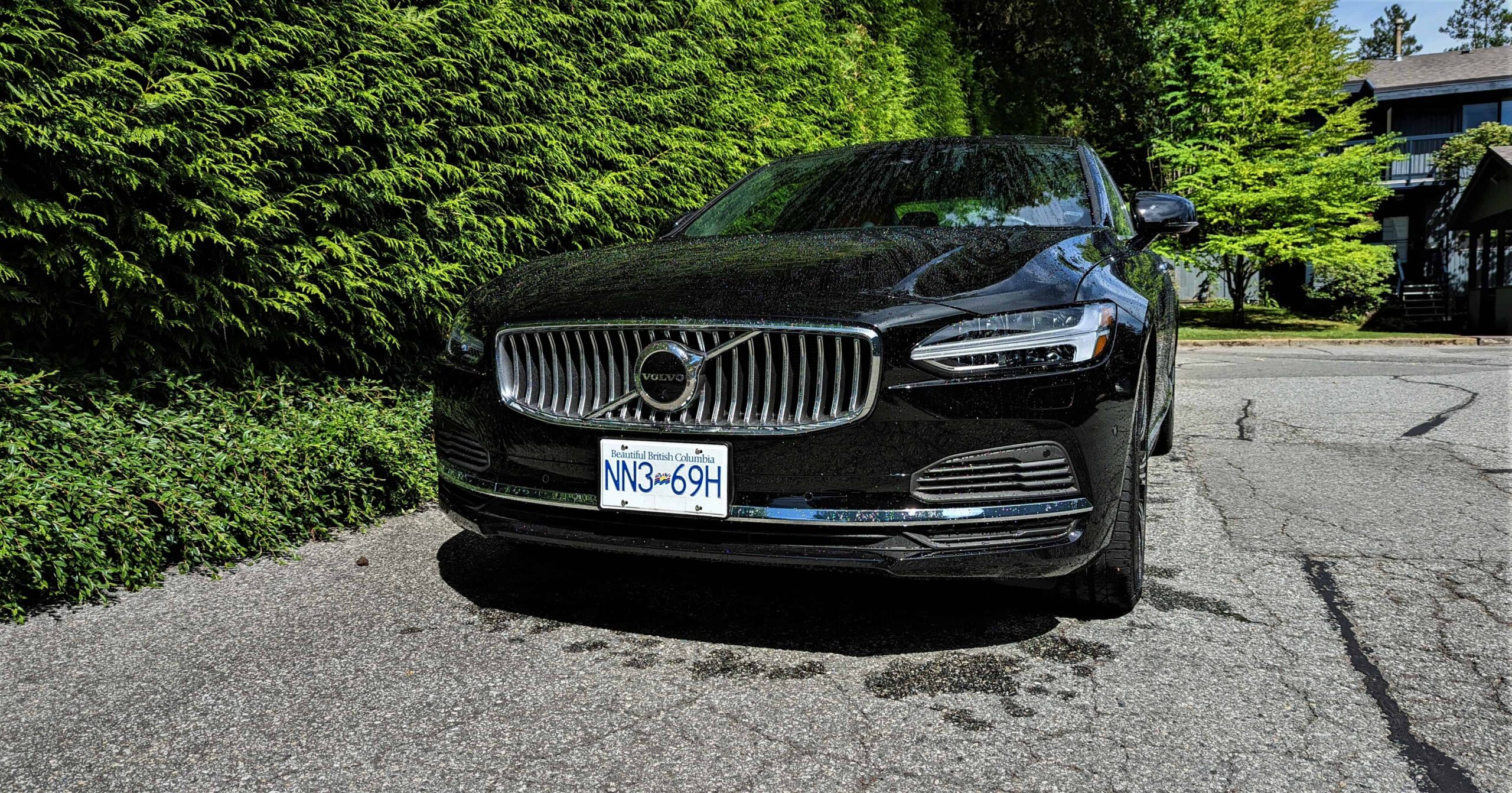 2022 Volvo S90 T8 Inscription Review 2 2022 Volvo S90 T8 Recharge front scaled