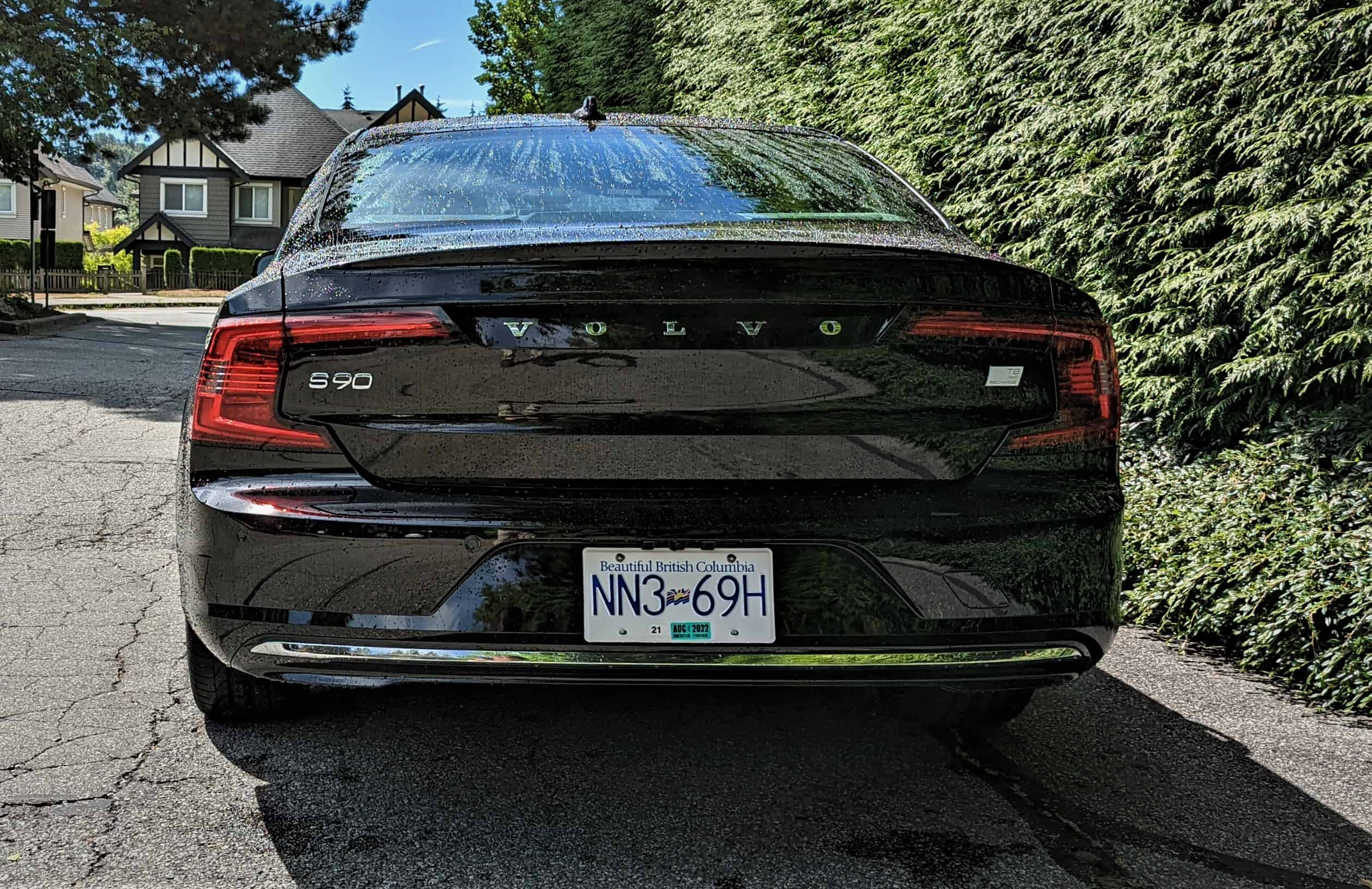 2022 Volvo S90 T8 Inscription Review 11 2022 Volvo S90 T8 Recharge rear