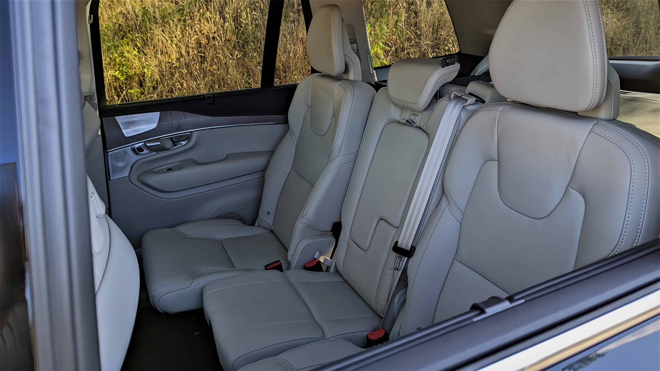 2022 Volvo XC90 Recharge rear seats scaled