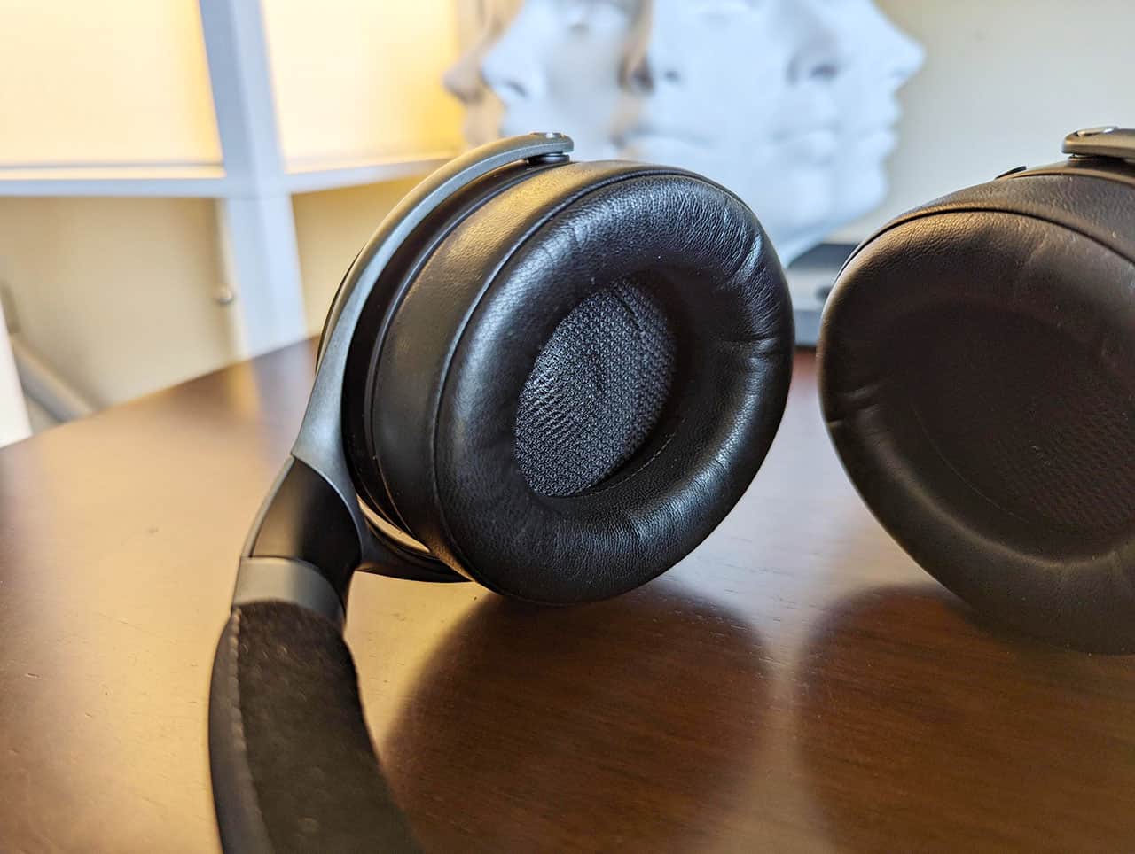 Focal Bathys Review: The Best Wireless Headphones for Music Lovers on the Go 3 Focal Bathys headphones 2
