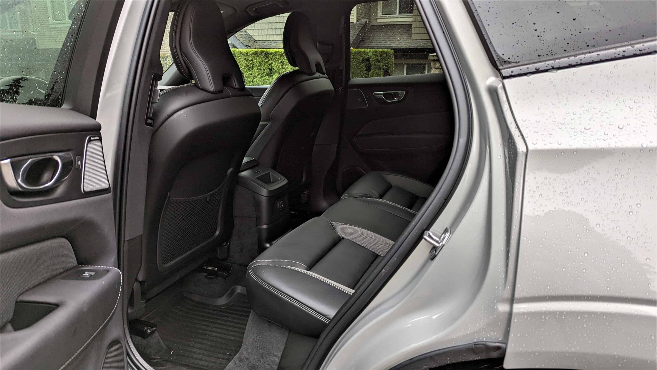 2023 Volvo XC60 Recharge rear seat scaled
