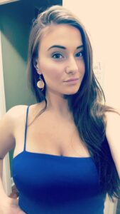 How To Take Hot Selfies: Angles, Posing & Lighting