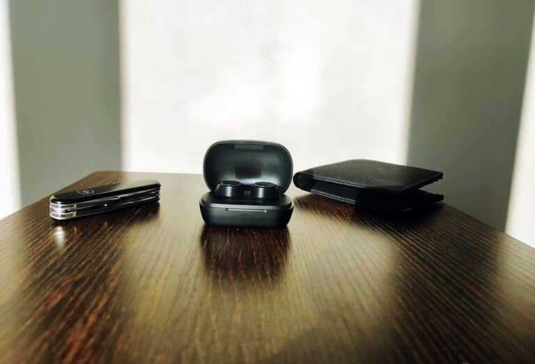 Sensemore Air Lightweight Wireless In Ear Headphones 2