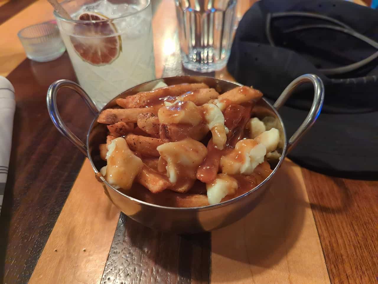 Kali Bistro Montreal Review: Delicious Gluten-Free Dining and Cocktails 2 kali bistro montreal gluten free poutine