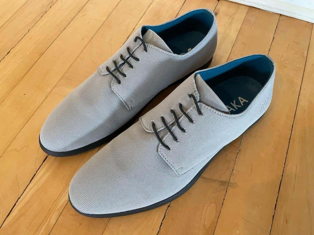 A Man’s Guide to Finding the Best Clothes for Work 2 OAKA dress shoes