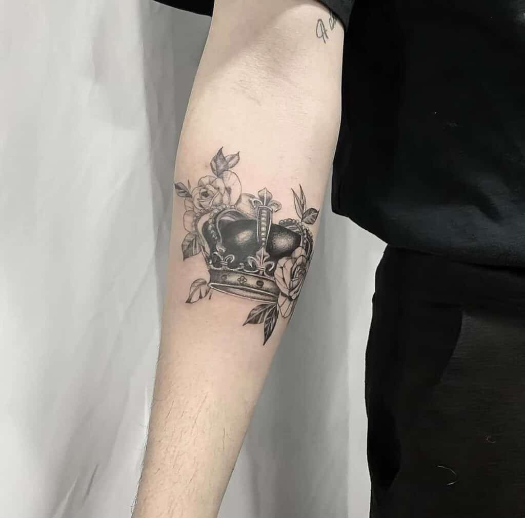 The Ultimate Guide to Crown Tattoos for Men: Design Ideas, Symbolism, and Inspiration in 2023 20 mens crown tattoo 21